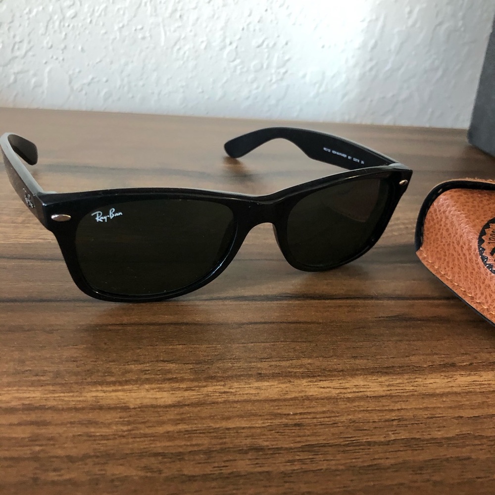 Rayban Wayfarers